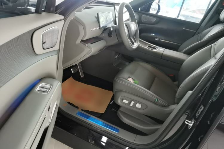 Used Leapmotor D19 2026 Range-Extended 500 Smart Luxury Edition Six-Seat Driver Seat
