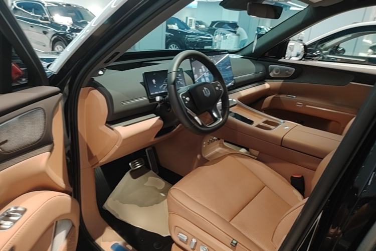 Used Leapmotor D19 2026 Range-Extended 500 Smart Luxury Edition Seven-Seat Driver Seat