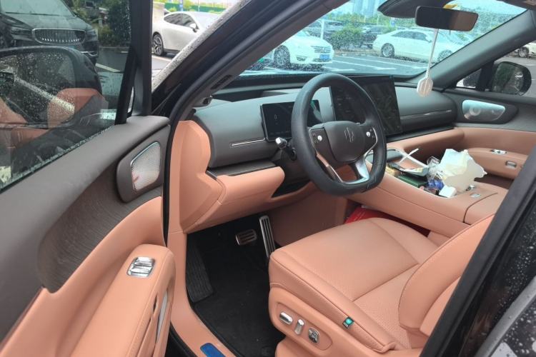 Used Leapmotor D19 2026 Range-Extended 500 Smart Luxury Edition Six-Seat Driver Seat