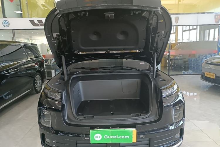 Used Leapmotor D19 2026 Pure Electric 720 Smart Luxury Edition Six-Seat Engine Bay