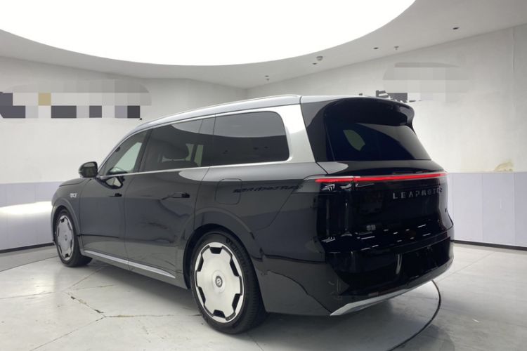 Used Leapmotor D19 2026 Pure Electric 720 Smart Luxury Edition Six-Seat Exterior 1