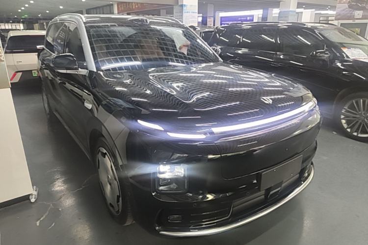 Used Leapmotor D19 2026 Pure Electric 720 Smart Luxury Edition Six-Seat Front Right 45 Deg