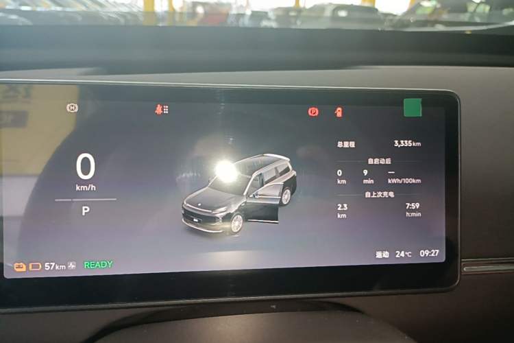 Used Leapmotor D19 2026 Pure Electric 720 Smart Luxury Edition Six-Seat Instrument Cluster