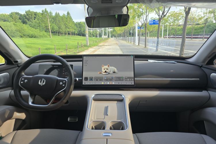 Used Leapmotor D19 2026 Range-Extended 500 Smart Luxury Edition Six-Seat Interior 5