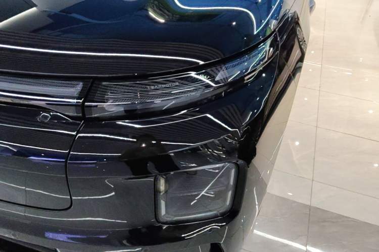 Used Leapmotor D19 2026 Pure Electric 720 Smart Luxury Edition Six-Seat Left Front Headlight