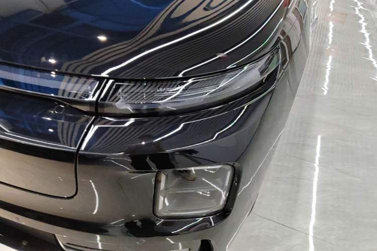 Used Leapmotor D19 2026 Pure Electric 720 Smart Luxury Edition Six-Seat Left Front Headlight