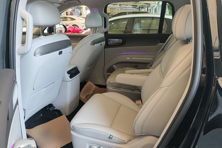 Used Leapmotor D19 2026 Range-Extended 500 Smart Luxury Edition Six-Seat Left Rear Seat