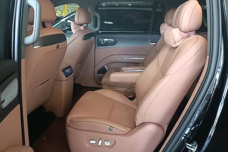 Used Leapmotor D19 2026 Pure Electric 720 Smart Luxury Edition Six-Seat Left Rear Seat