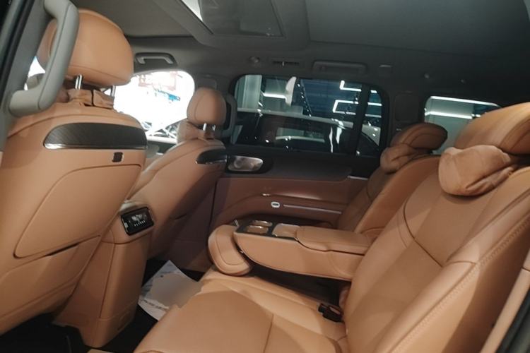 Used Leapmotor D19 2026 Range-Extended 500 Smart Luxury Edition Seven-Seat Left Rear Seat