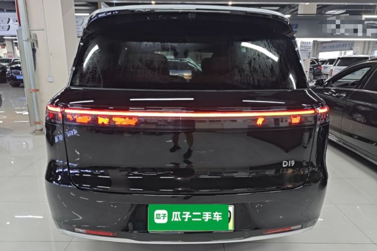 Used Leapmotor D19 2026 Pure Electric 720 Smart Luxury Edition Six-Seat Rear