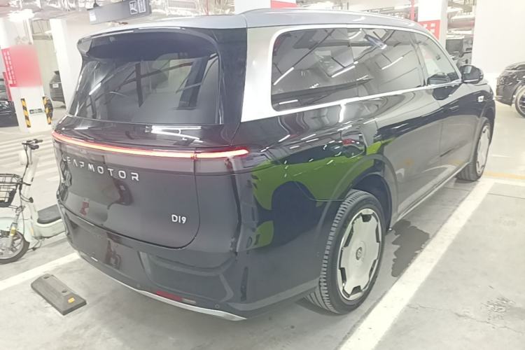 Used Leapmotor D19 2026 Range-Extended 500 Smart Luxury Edition Six-Seat Rear Right 45 Deg