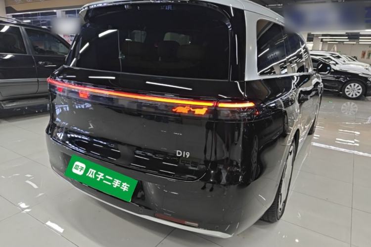 Used Leapmotor D19 2026 Pure Electric 720 Smart Luxury Edition Six-Seat Rear Right 45 Deg
