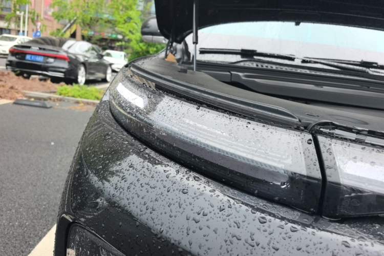 Used Leapmotor D19 2026 Range-Extended 500 Smart Luxury Edition Six-Seat Right Front Headlight