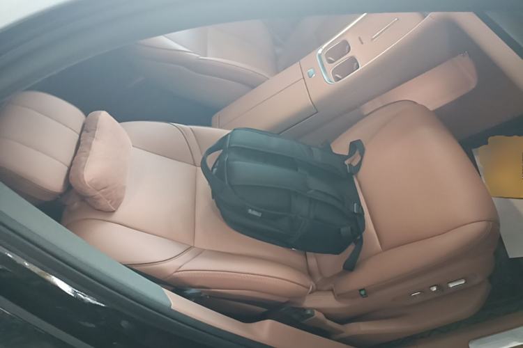 Used Leapmotor D19 2026 Pure Electric 720 Smart Luxury Edition Six-Seat Right Front Seat
