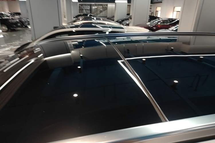 Used Leapmotor D19 2026 Range-Extended 500 Smart Luxury Edition Seven-Seat Roof