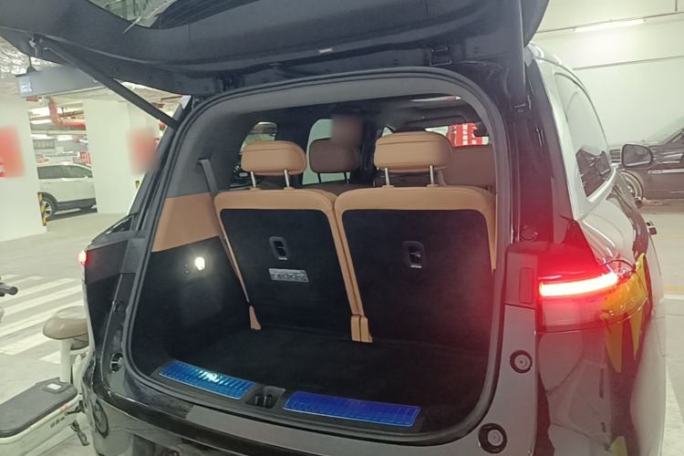 Used Leapmotor D19 2026 Range-Extended 500 Smart Luxury Edition Six-Seat Trunk