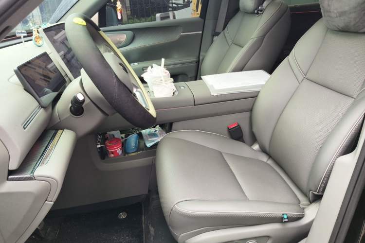 Used Leapmotor D19 2026 Pure Electric 720 Smart Luxury Edition Six-Seat Left Front Seat