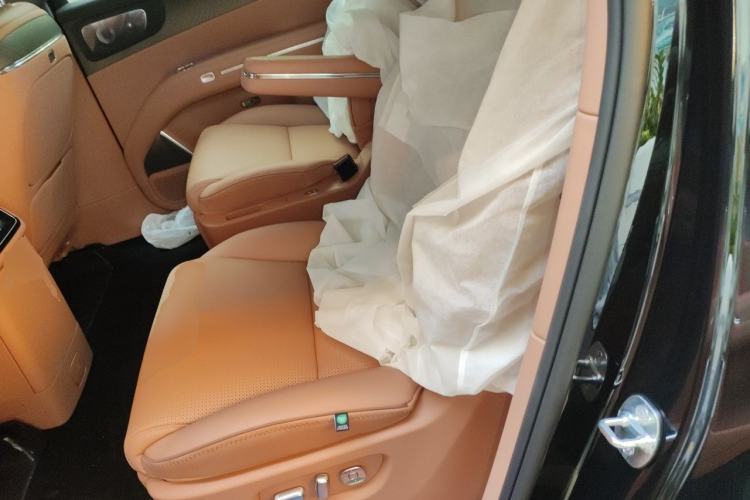 Used Leapmotor D19 2026 Pure Electric 720 Smart Luxury Edition Six-Seat Left Rear Seat