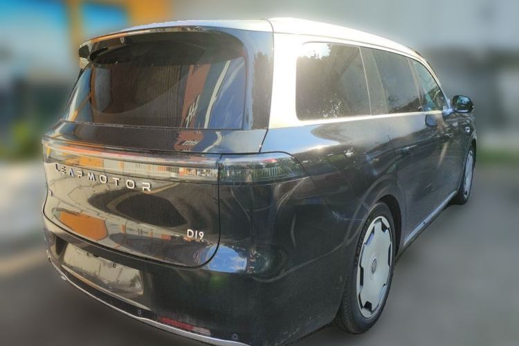 Used Leapmotor D19 2026 Pure Electric 720 Smart Luxury Edition Six-Seat Rear Right 45 Deg