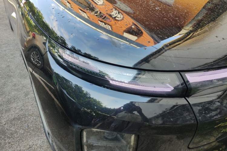 Used Leapmotor D19 2026 Pure Electric 720 Smart Luxury Edition Six-Seat Right Front Headlight