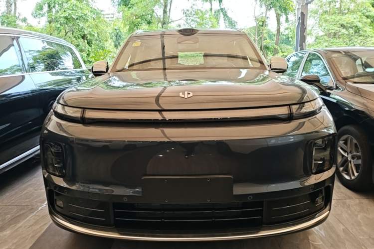 Used Leapmotor D19 2026 Range-Extended 500 Smart Luxury Edition Six-Seat Front