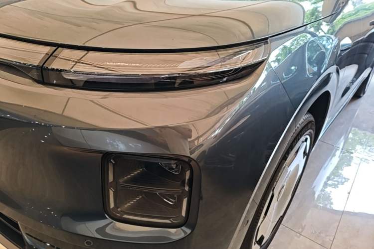 Used Leapmotor D19 2026 Range-Extended 500 Smart Luxury Edition Six-Seat Left Front Headlight