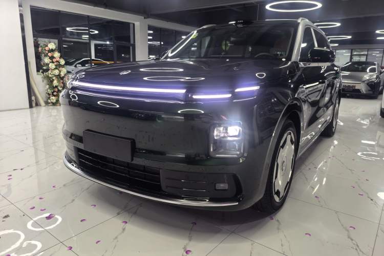 Used Leapmotor D19 2026 Range-Extended 500 Smart Luxury Edition Six-Seat Exterior 3