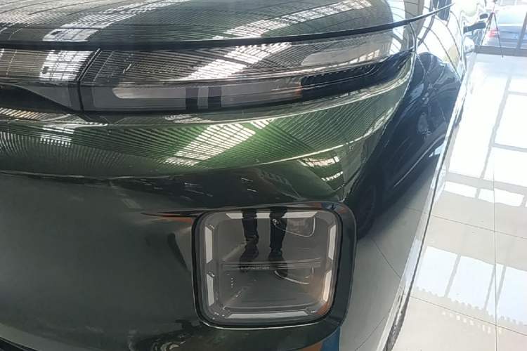 Used Leapmotor D19 2026 Range-Extended 500 Smart Luxury Edition Seven-Seat Left Front Headlight