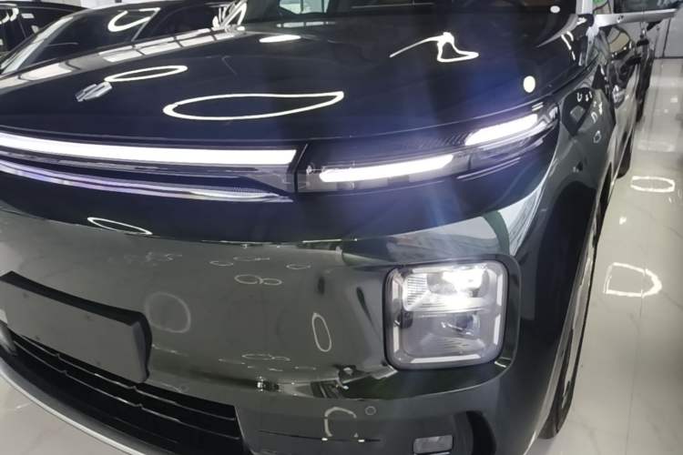 Used Leapmotor D19 2026 Range-Extended 500 Smart Luxury Edition Six-Seat Left Front Headlight