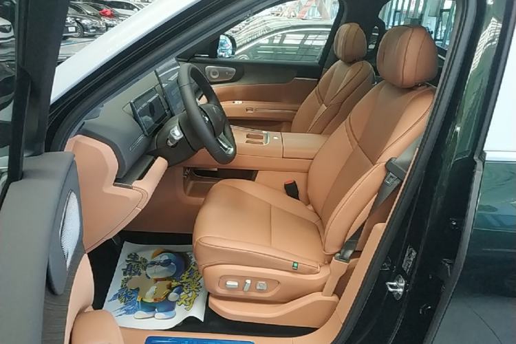 Used Leapmotor D19 2026 Range-Extended 500 Smart Luxury Edition Seven-Seat Left Front Seat