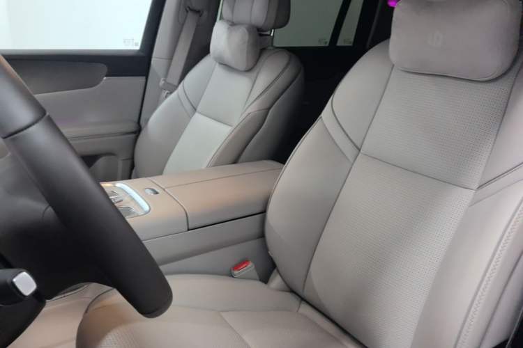 Used Leapmotor D19 2026 Range-Extended 500 Smart Luxury Edition Six-Seat Left Front Seat