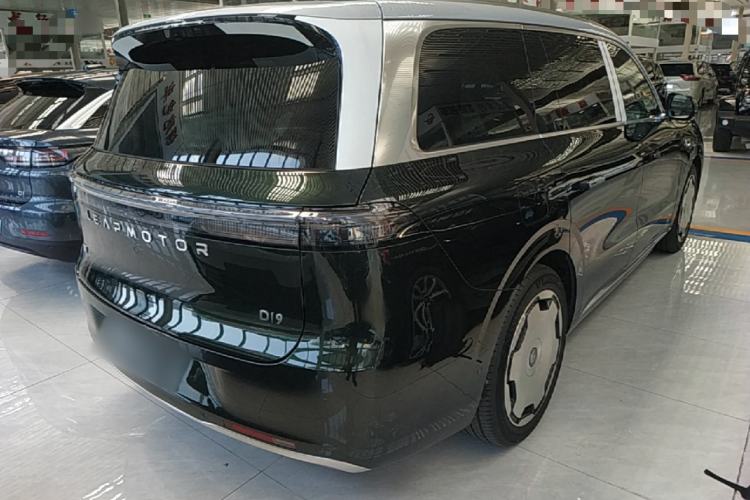 Used Leapmotor D19 2026 Range-Extended 500 Smart Luxury Edition Seven-Seat Rear Right 45 Deg