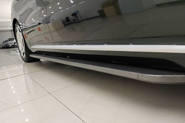 Used Leapmotor D19 2026 Range-Extended 500 Smart Luxury Edition Six-Seat Right Side Sill