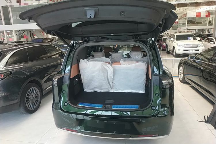 Used Leapmotor D19 2026 Range-Extended 500 Smart Luxury Edition Seven-Seat Trunk