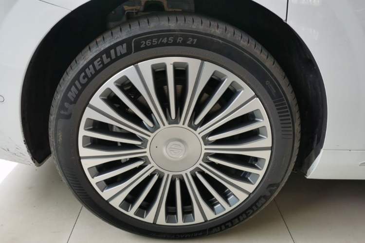 Used Leapmotor D19 2026 Pure Electric 720 Smart Luxury Edition Six-Seat Exterior 5