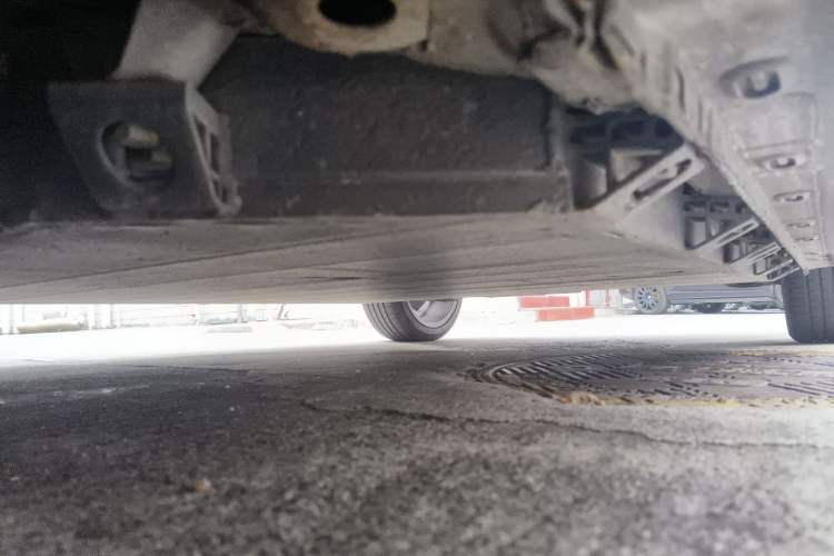 Used Leapmotor S01 2019 380 Pro Chassis Front Left