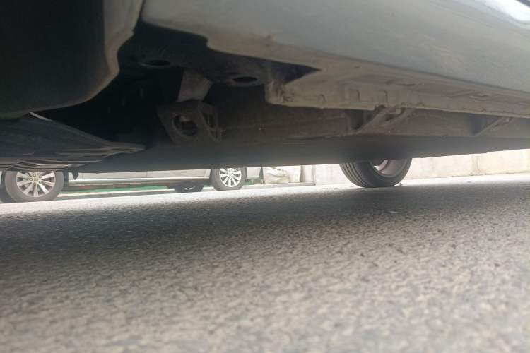 Used Leapmotor S01 2019 380 Pro Chassis Front Left