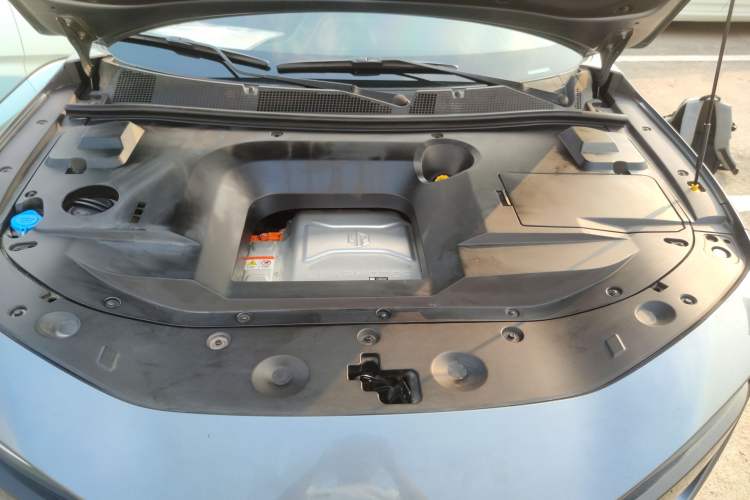 Used Leapmotor S01 2019 460 Standard Edition Engine Bay