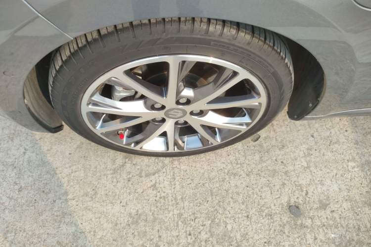 Used Leapmotor S01 2019 460 Standard Edition Left Front Wheel Hub