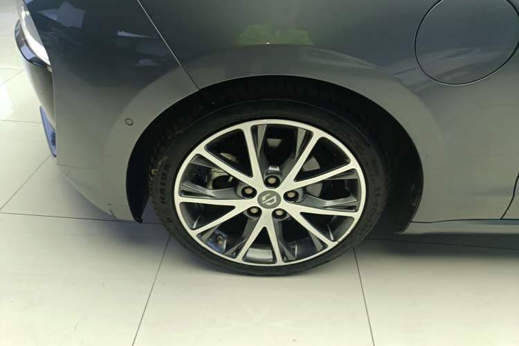 Used Leapmotor S01 2019 380 Pro Left Front Wheel Hub