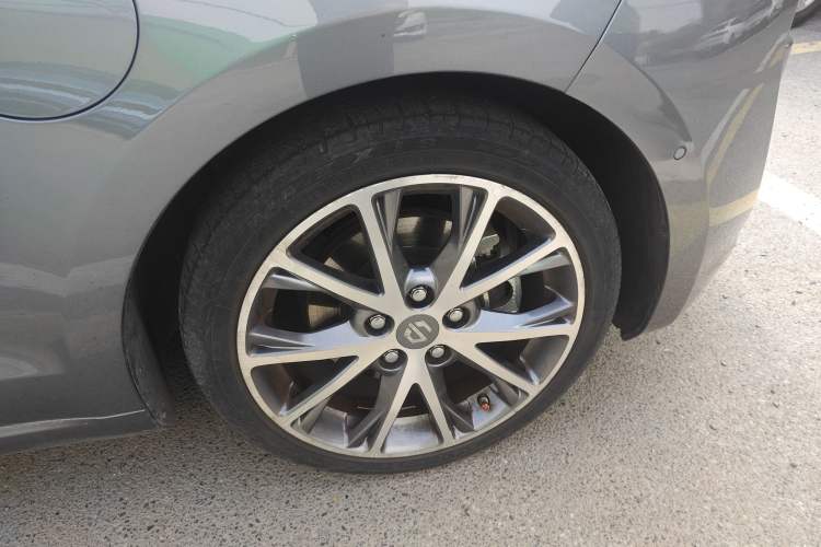 Used Leapmotor S01 2019 380 Pro Right Front Wheel Hub