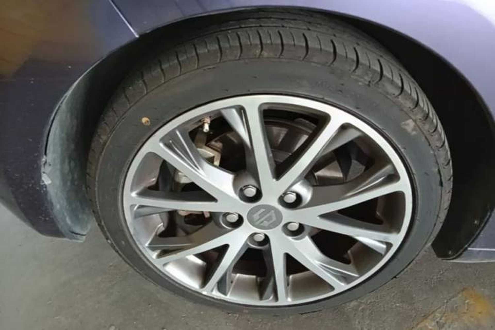 Used Leapmotor S01 2019 380 Standard Edition Left Front Wheel Hub