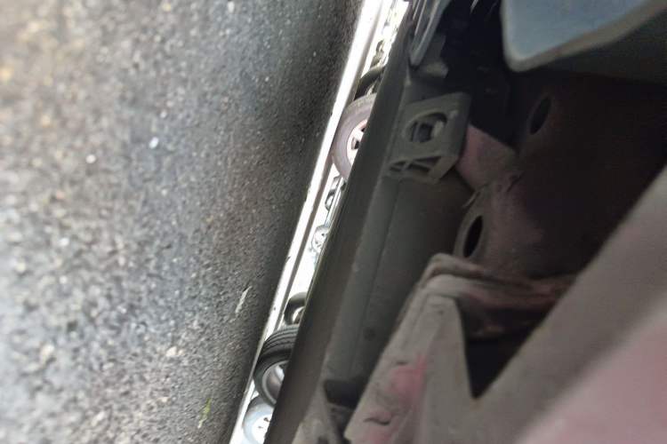 Used Leapmotor S01 2019 380 Pro Chassis Front Left