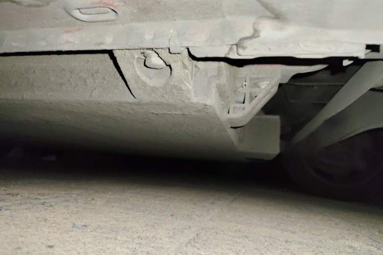Used Leapmotor S01 2019 380 Pro Chassis Rear Left
