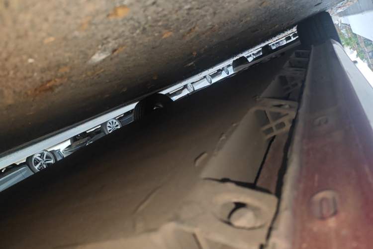 Used Leapmotor S01 2019 380 Pro Chassis Rear Left