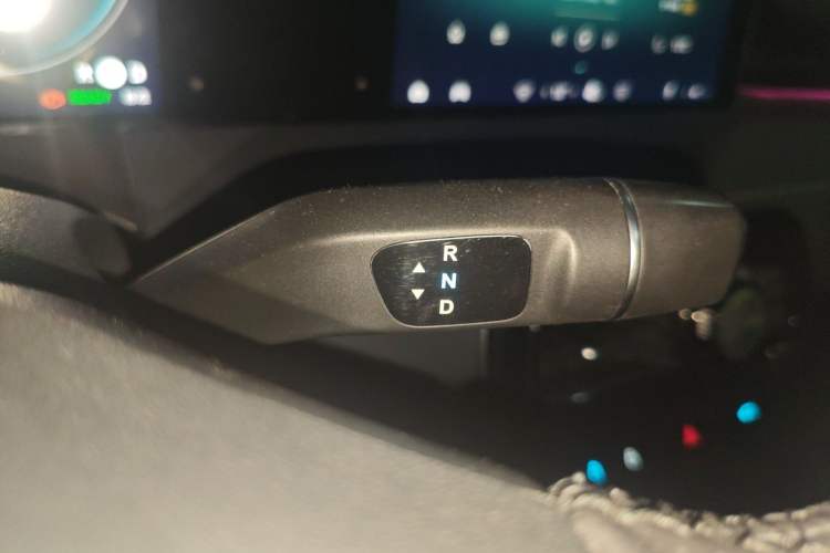 Used Leapmotor S01 2019 380 Standard Edition Gear Lever