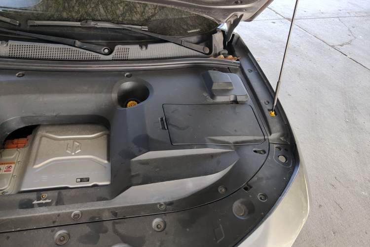 Used Leapmotor S01 2019 380 Pro Engine Bay Left