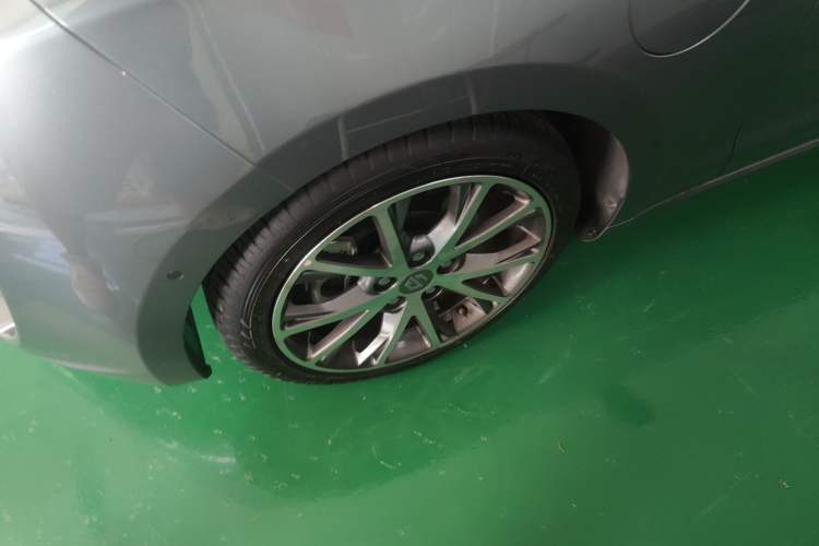 Used Leapmotor S01 2019 380 Pro Left Front Wheel Hub