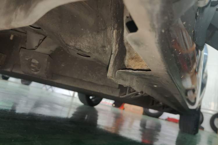 Used Leapmotor S01 2019 380 Pro Left Side Sill