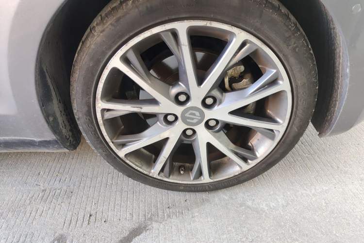 Used Leapmotor S01 2019 380 Pro Right Front Wheel Hub